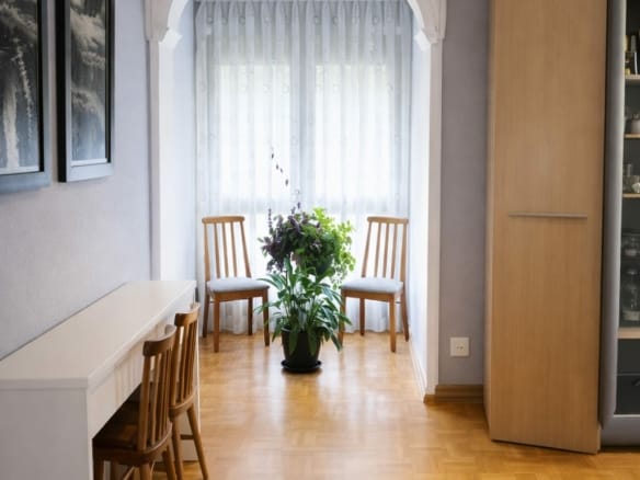 galería salón de piso en Santander cerca de Valdecilla