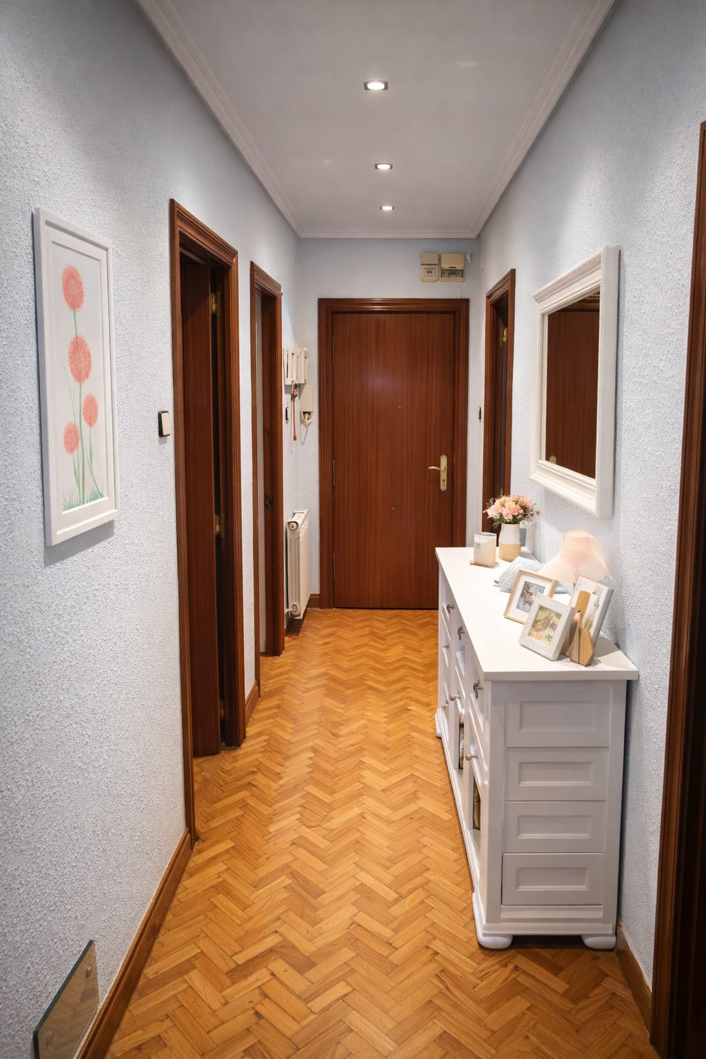 pasillo de piso en venta en Santander alado de la rotonda los osos